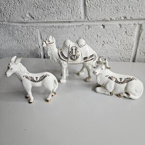 Bon Ton Set of 3 Jade Porcelain Nativity Animals.
